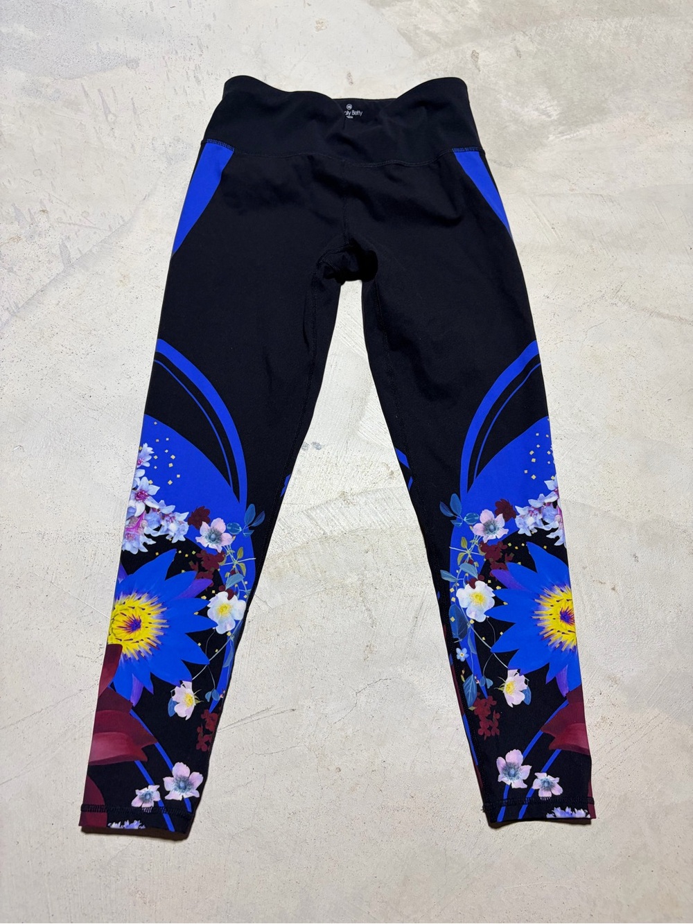 Sweaty Betty Floral Active Leggings - Black & Blue XS